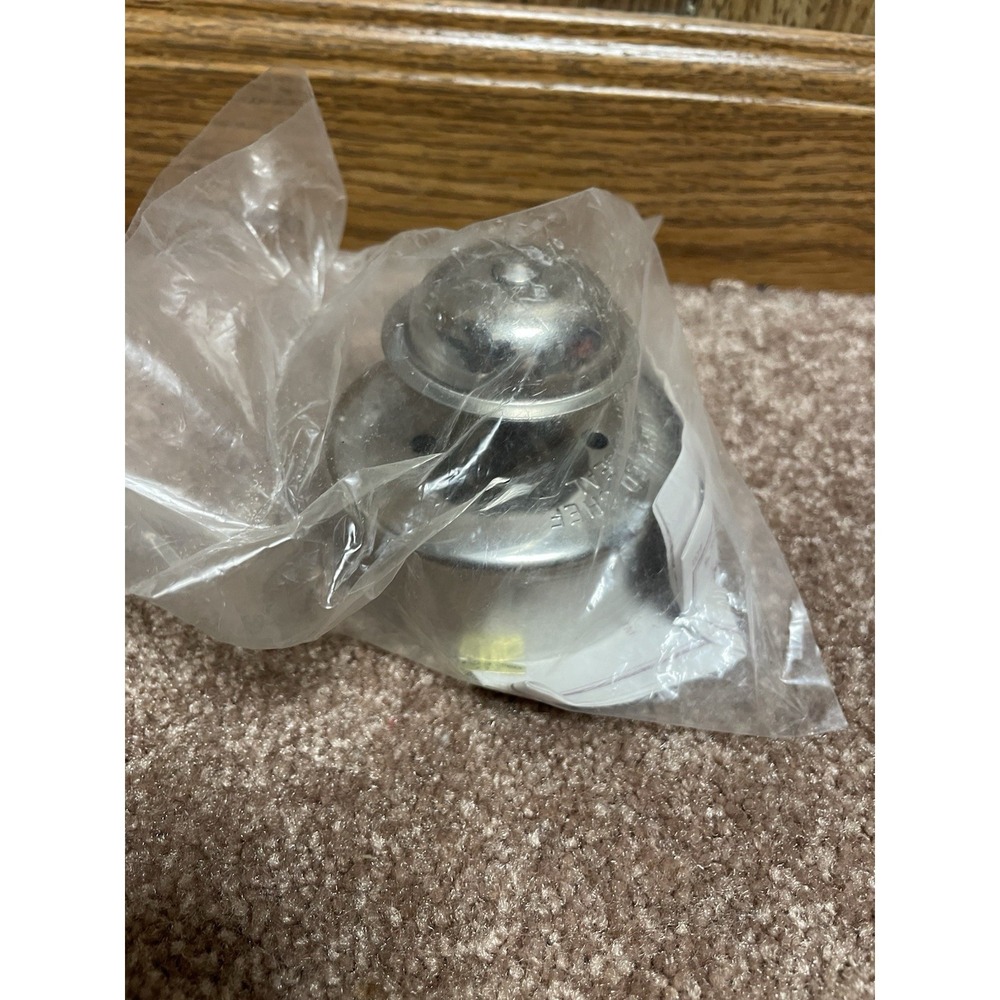 The Pampered Chef Cut 'n Seal Pocket Tart Sandwich Pastries New Stainless